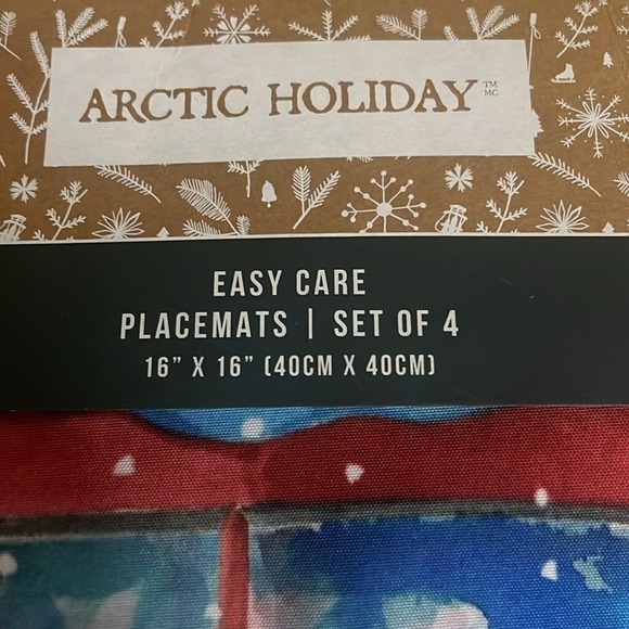 Arctic Holiday Christmas Red Truck Placemats Set of 4 Easy Care 16x16 NWT - Picture 3 of 6